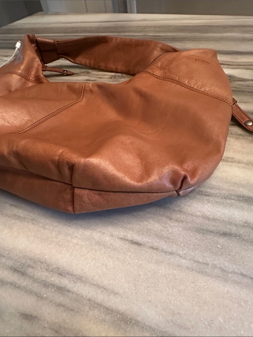 HOBO INTERNATIONAL SLOUCHY SHOULDER BAG - Picture 14 of 14